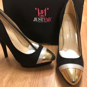 Black and Gold Just Fab Pumps